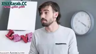 المعلمة والطالب قديم