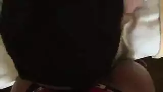 فتاة شعر قصير