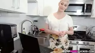 سكس الام وابنه في بينو مياه