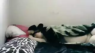 مشهد إباحي عربي: أكل كس ووضعية كلب خشن