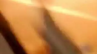 جسم المرأة بيضاء