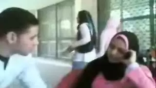 ملحمة إباحية مصرية قديمة: حيث تتحول قصة الحب إلى واقع جنسي صريح