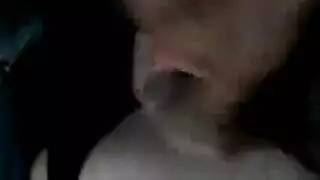 مي عز الدين جنس عنيف: جنس فموي عنيف وإيلاج مزدوج بالفم والفرج