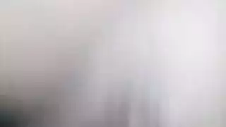 فتاة سكرانة ساخنة تُدك في مشهد إباحي صريح