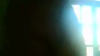 مراهقة عربية يائسة تمص وتمارس الجنس من أجل مال الإيجار