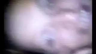 فتاة تركية ساخنة تمارس الجنس الفموي وهي تتحدث على الهاتف