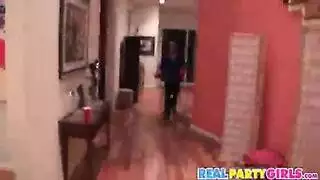 جنس جماعي غير متوقف مع فتيات رومانيات وشابين