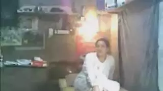 اجمل كلام بين شاب عراقي وحماته الكبيره