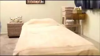 معالج تدليك مثار ينيك مهبلين مبلولين بالتتابع