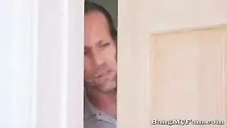 ولد يغتصب امه فى غياب ابوه